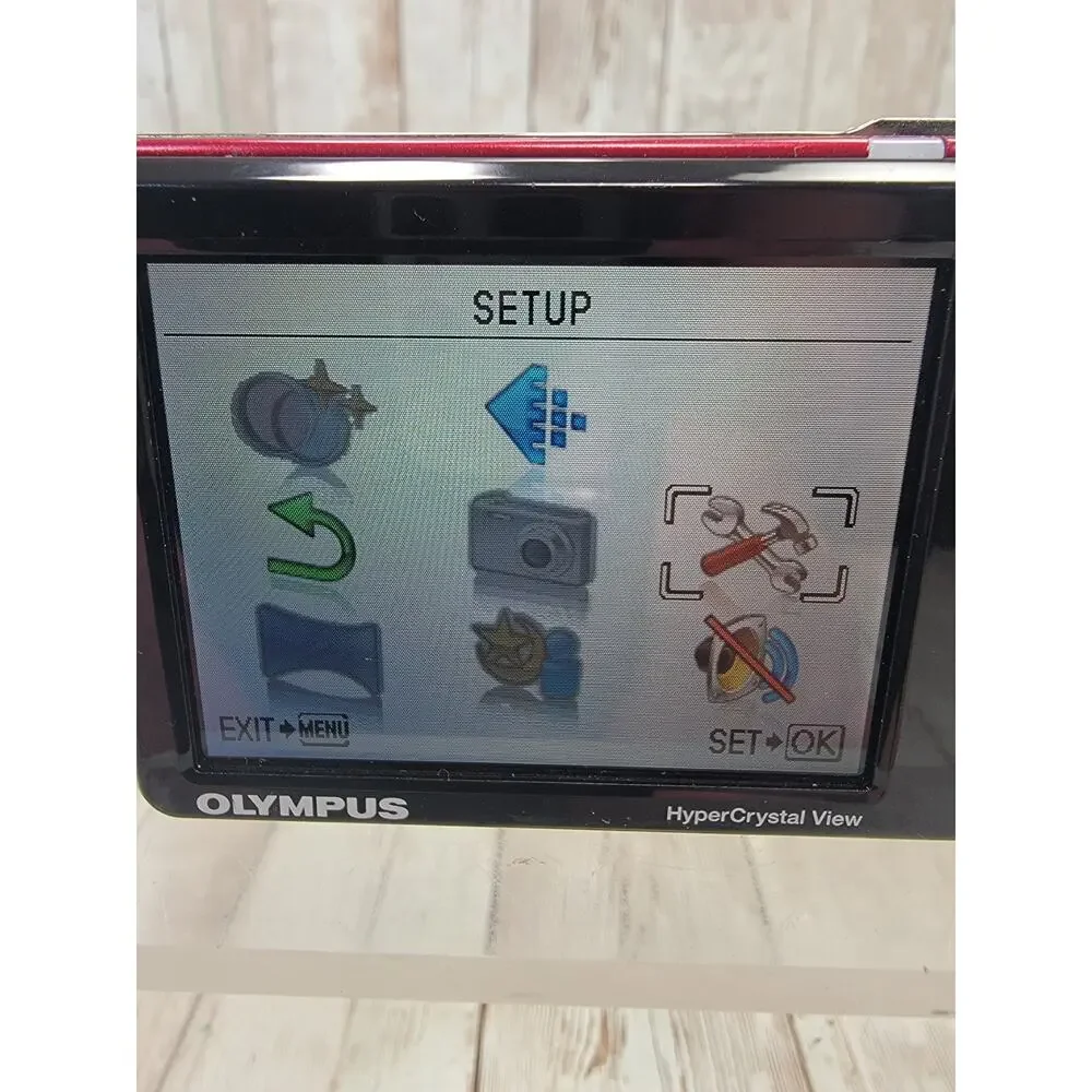 Olympus Stylus Red 7010 12MP Digital Camera 7x Optical Zoom W/Battery & Charger